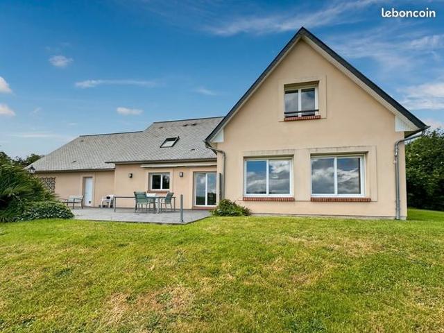Maison 8 pièces 218 m²