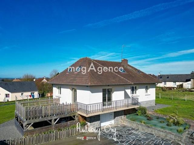 Maison 8 pièces 218 m²