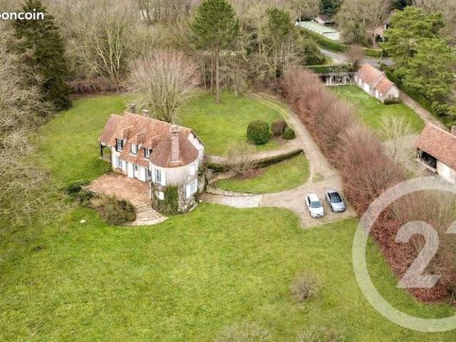 Maison 8 pièces 218 m²
