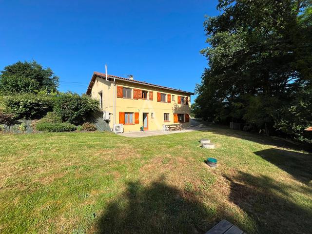 Maison 8 pièces 218 m²