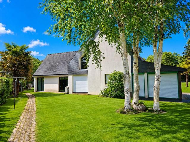 Maison 8 pièces 218 m²