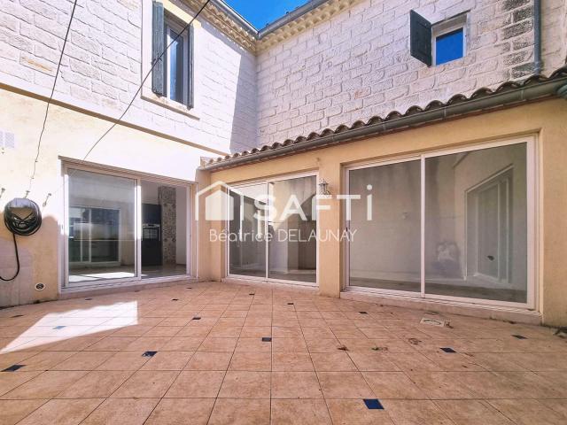 Maison 8 pièces 219 m²