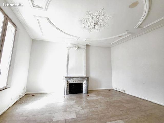 Maison 8 pièces 219 m²