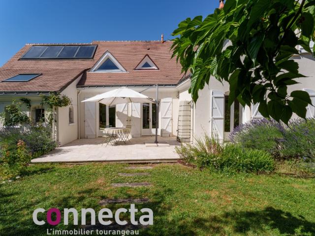 Maison 8 pièces 219 m²