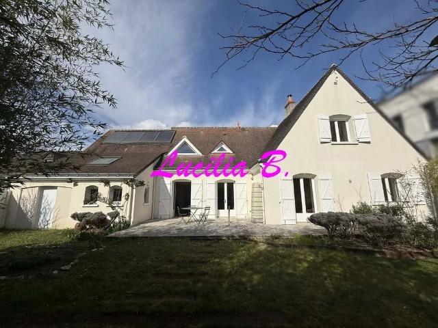 Maison 8 pièces 219 m²