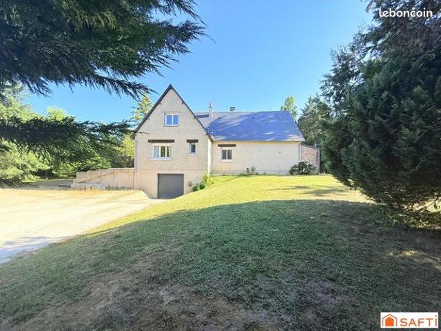 Maison 8 pièces 219 m²