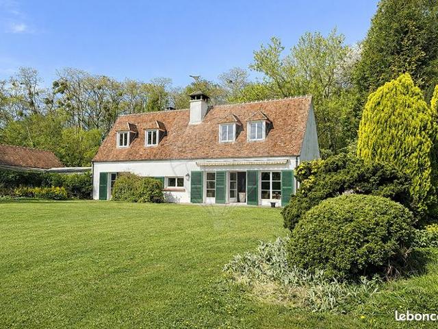 Maison 8 pièces 210 m²