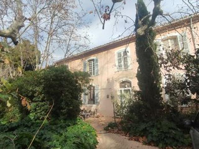 Maison 8 pièces 210 m²