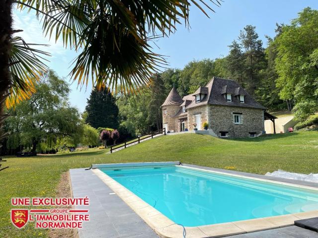 Maison 8 pièces 228 m²