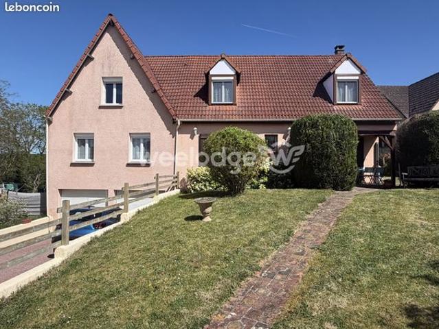 Maison 8 pièces 210 m²