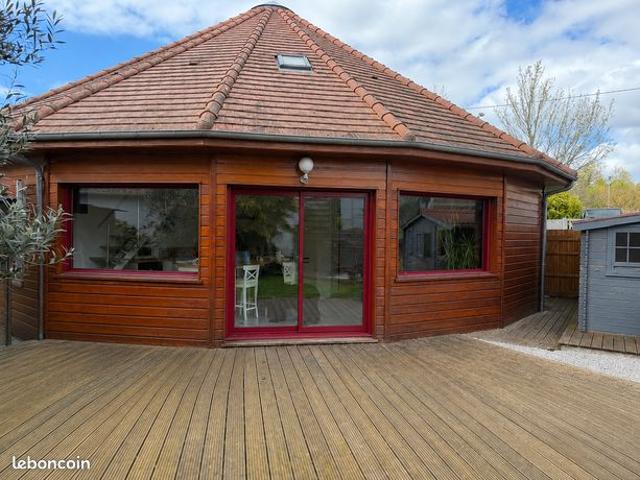 Maison 8 pièces 210 m²