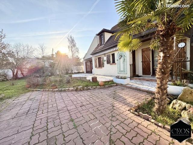 Maison 8 pièces 210 m²