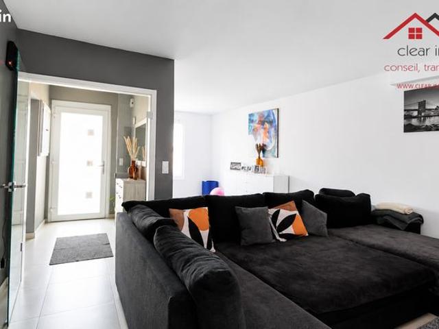Maison 8 pièces 210 m²