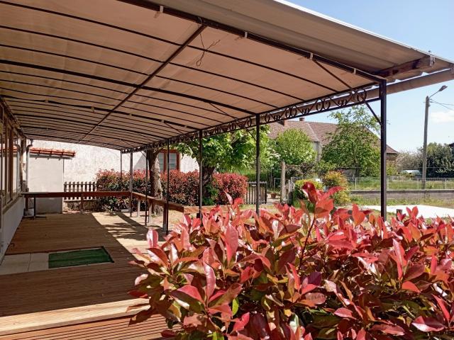 Maison 8 pièces 210 m²
