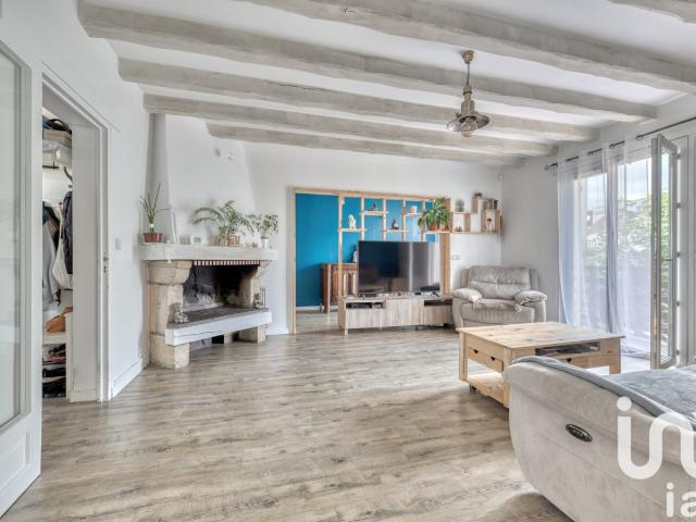Maison 8 pièces 210 m²
