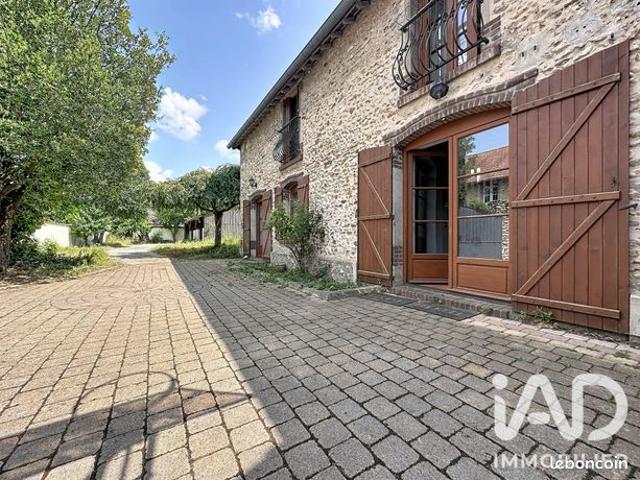 Maison 8 pièces 210 m²