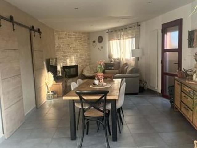 Maison 8 pièces 210 m²
