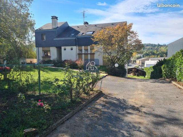 Maison 8 pièces 210 m²