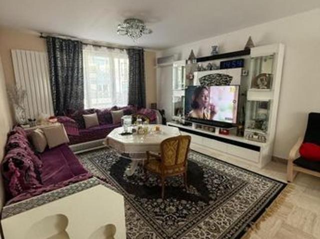 Maison 8 pièces 210 m²