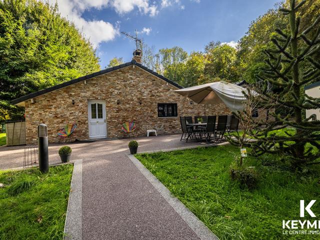 Maison 8 pièces 210 m²
