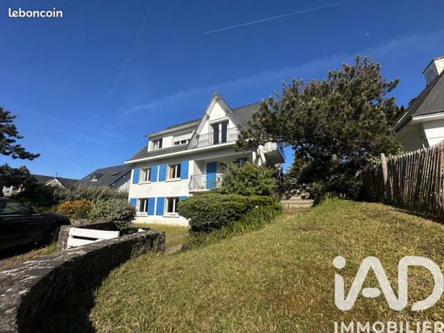 Maison 8 pièces 210 m²