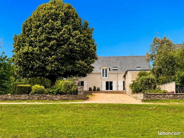Maison 8 pièces 210 m²