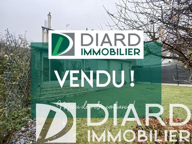 Maison 8 pièces 210 m²