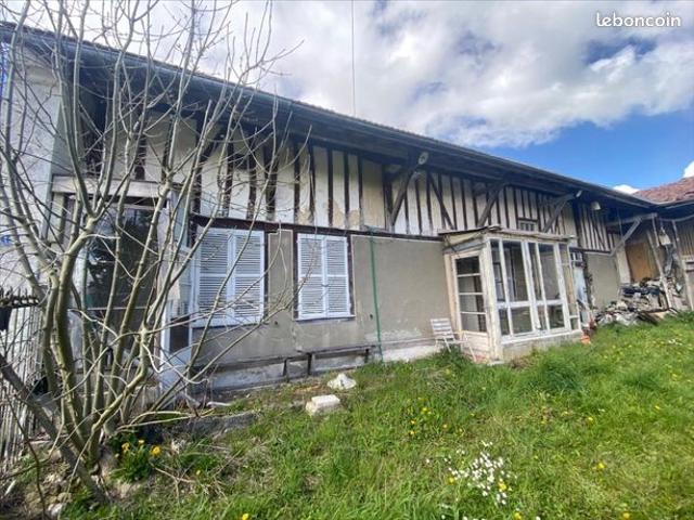 Maison 8 pièces 210 m²