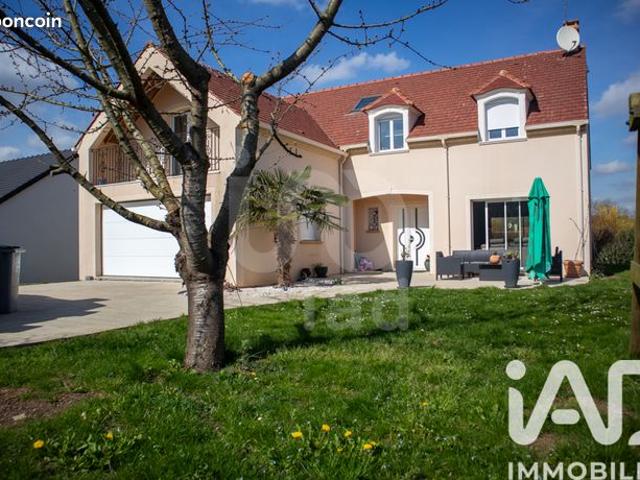 Maison 8 pièces 210 m²