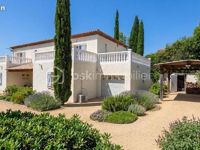 Maison 8 pièces 210 m²