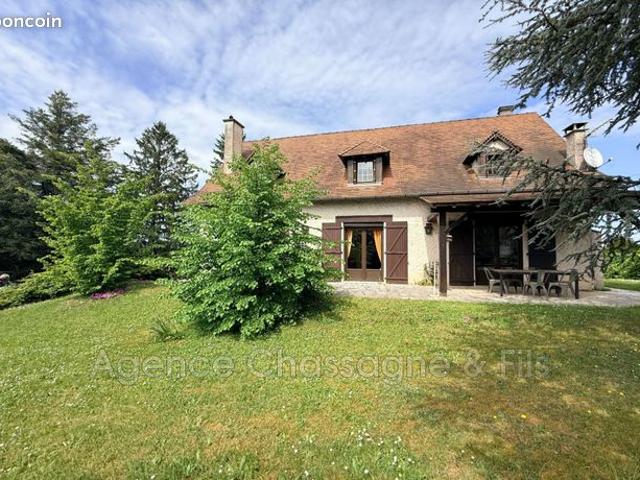 Maison 8 pièces 210 m²