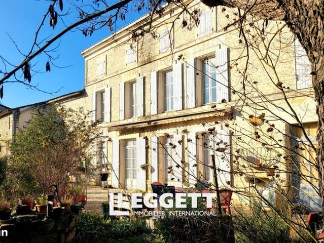 Maison 8 pièces 210 m²