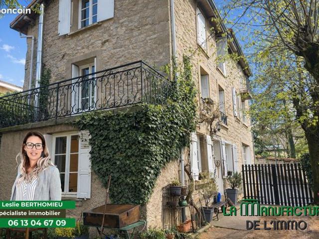 Maison 8 pièces 210 m²
