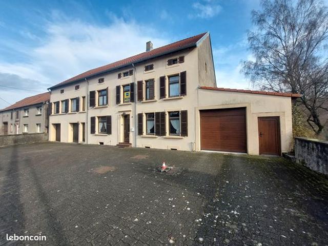 Maison 8 pièces 210 m²