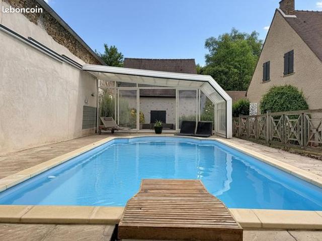 Maison 8 pièces 210 m²