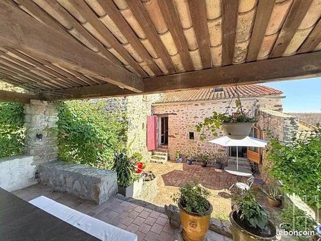 Maison 8 pièces 210 m²