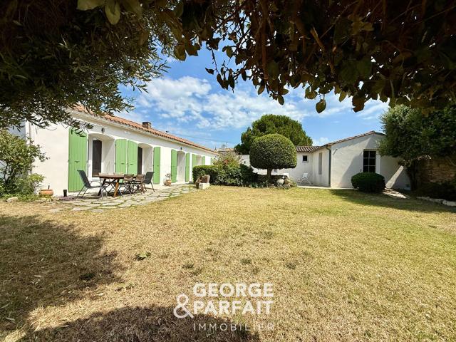 Maison 8 pièces 210 m²