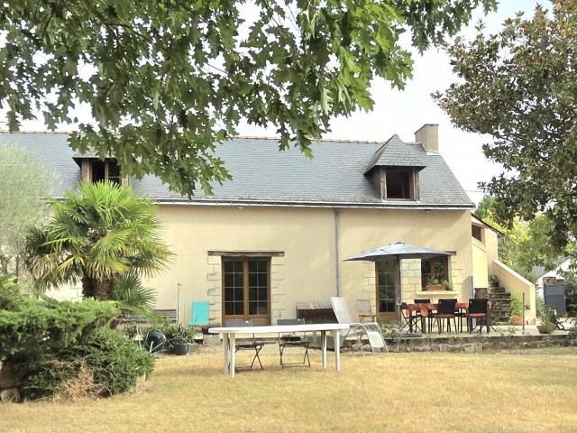 Maison 8 pièces 210 m²