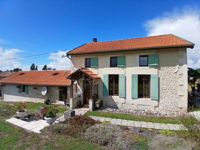 Maison 8 pièces 210 m²