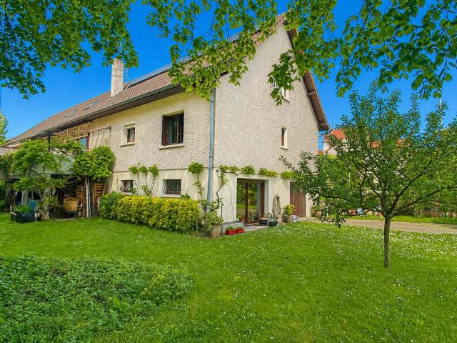 Maison 8 pièces 210 m²