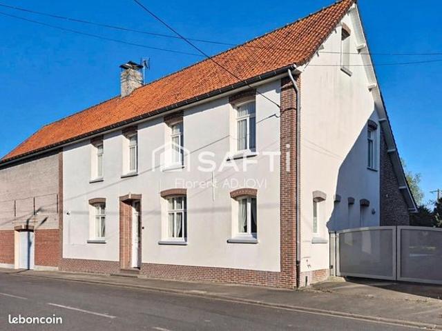 Maison 8 pièces 210 m²