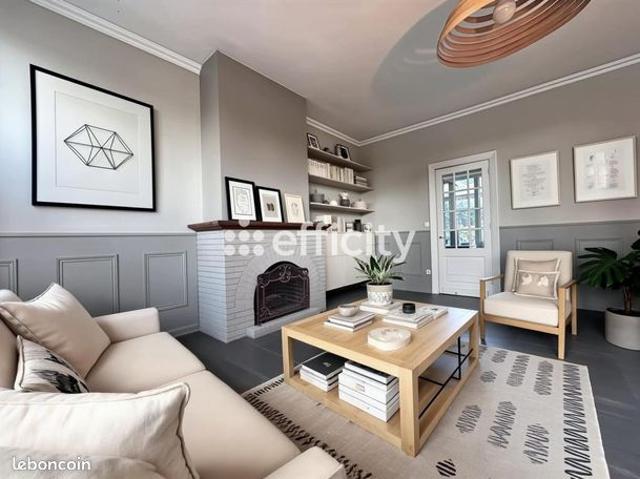 Maison 8 pièces 210 m²