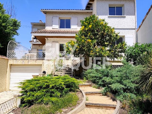 Maison 8 pièces 210 m²
