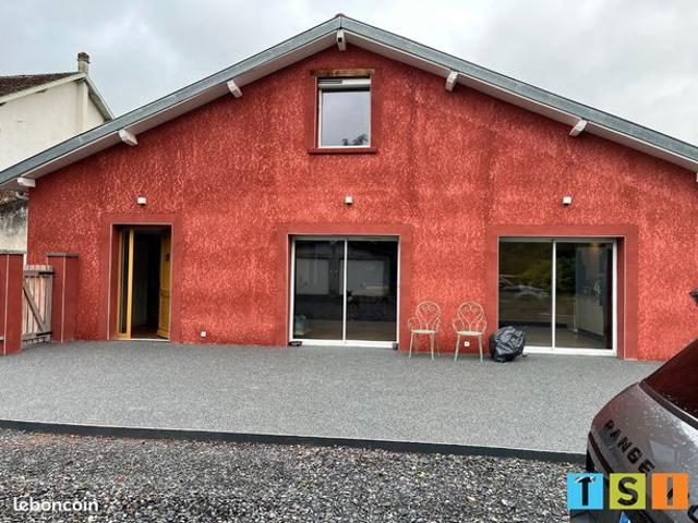 Maison 8 pièces 210 m²