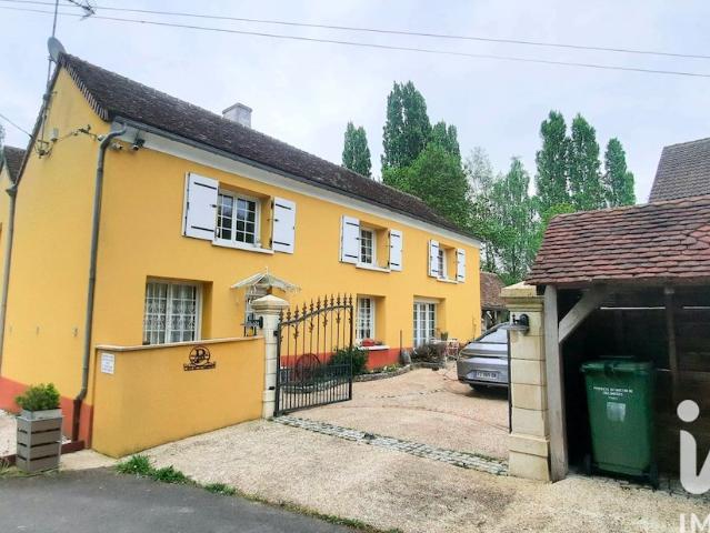Maison 8 pièces 210 m²