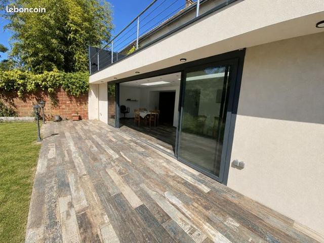 Maison 8 pièces 211 m²