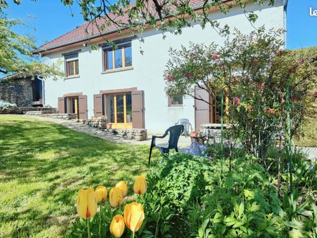 Maison 8 pièces 211 m²