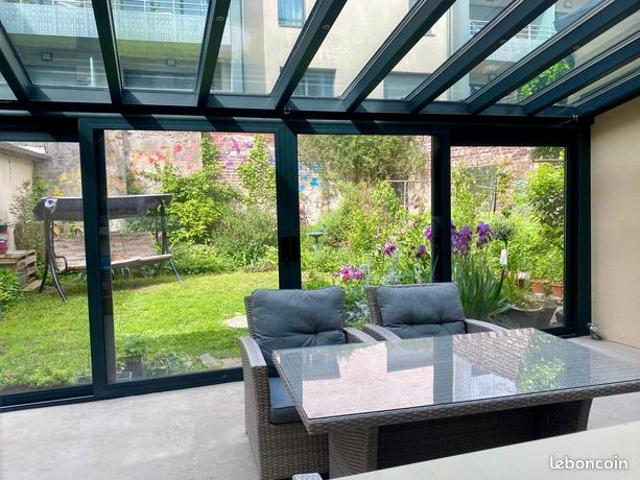 Maison 8 pièces 211 m²