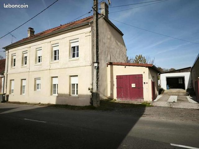Maison 8 pièces 211 m²