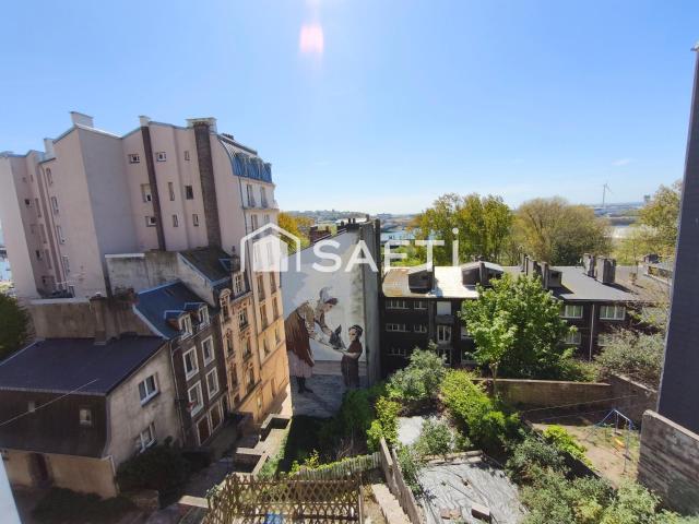 Maison 8 pièces 211 m²